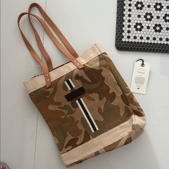 Camouflage Canvas Tote Bag with Tan Straps - Picture 2 of 3